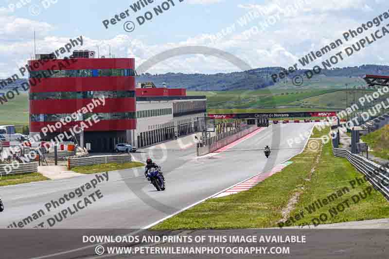 cadwell no limits trackday;cadwell park;cadwell park photographs;cadwell trackday photographs;enduro digital images;event digital images;eventdigitalimages;navarra;no limits trackdays;peter wileman photography;racing digital images;trackday digital images;trackday photos